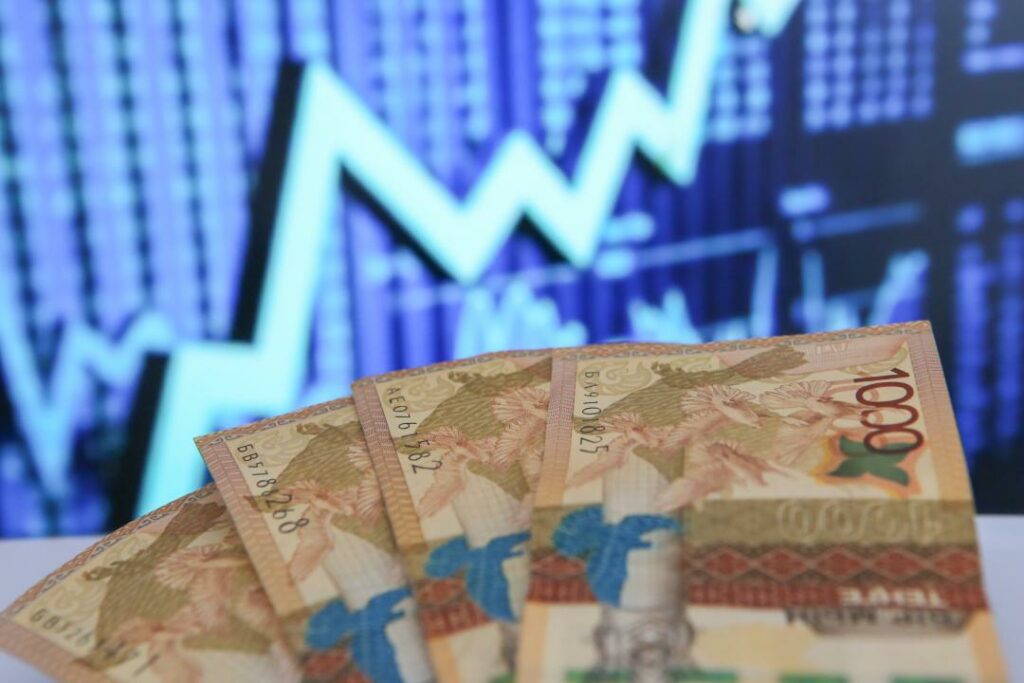 Коллаж: Аскар Ахметуллин