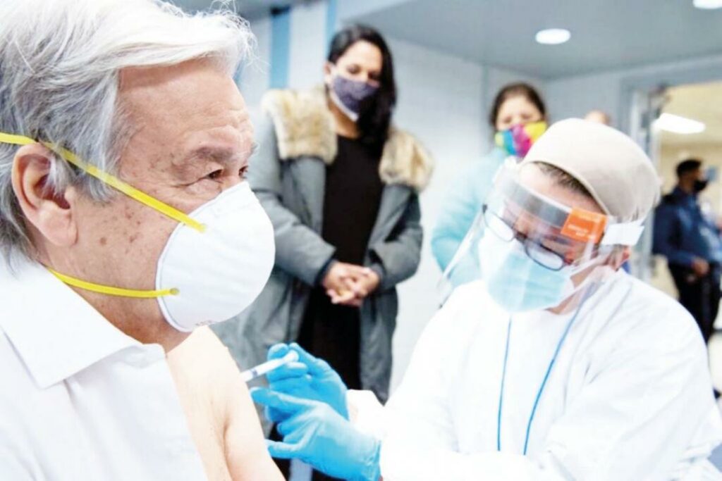 Солтүстік Ирландияда Ковид паспорттары заңды күшке енді