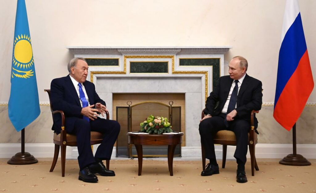 Назарбаев рассказал Путину о своем видении развития ЕАЭС