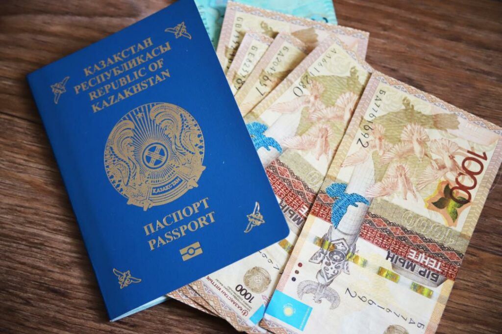 Количество страниц в паспорте казахстанцев предложили увеличить