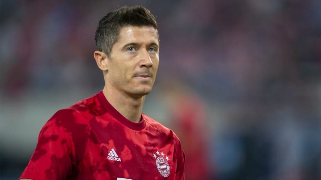 Роберт Левандовски 2021 жылдың үздік футболшысы атанды