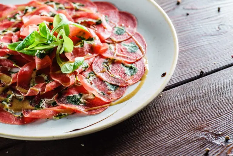 Мектепте оқушыларға аптасына екі рет жылқы етін беру ұсынылды