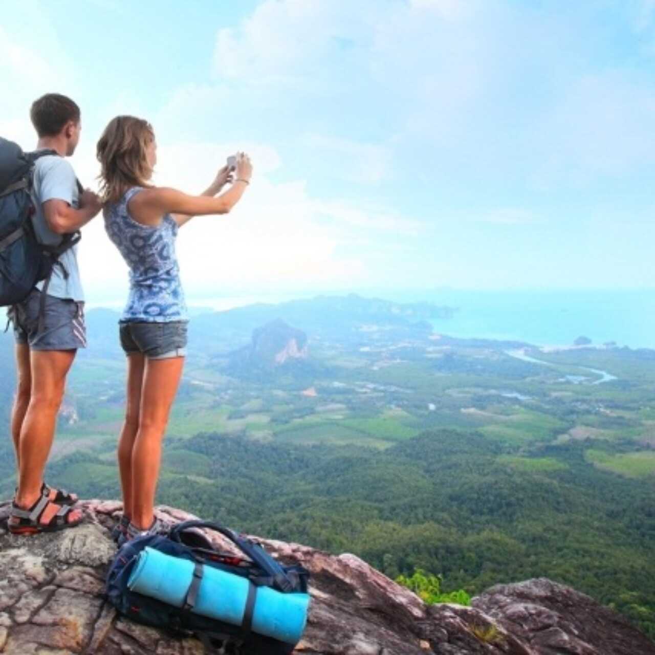 Үлкен мүшесі бар жетілген порно (жаңа бейне)