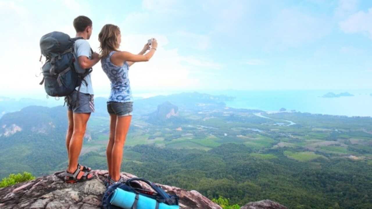 Ең танымал порно актрисалардың анықтамалығы