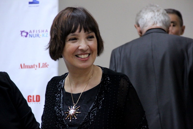 «Драгоценности должны приносить эмоциональное удовлетворение» — Зохра Докси