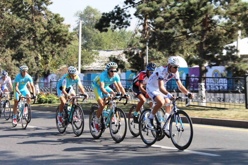 20 команд будут бороться за победу в «Тур Алматы 2015»