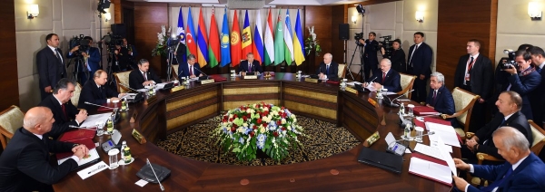 Нурсултан Назарбаев: Экономика и безопасность — главные вопросы сегодняшнего дня