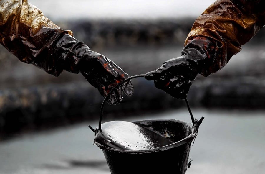 Цена нефти Brent обрушилась до отметки $44,06 за баррель