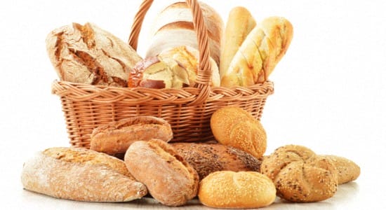Атырауские пекари требуют поднять цены на хлеб сразу вдвое