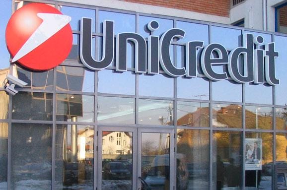 UniCredit уволит более 18 000 человек