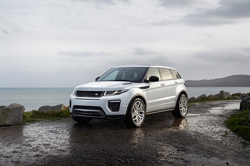 Алматинцам представили Range Rover Evoque 2016