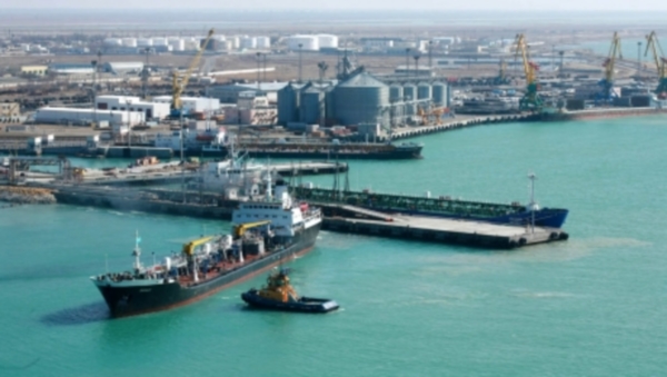 «Тенгизшевройл» приостановил экспорт нефти через морской порт Актау