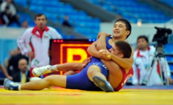 Казахстанский борец выиграл Голден Гран-при в Баку