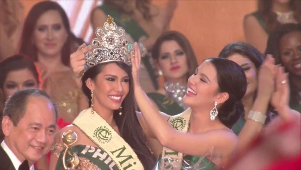 Титул «Мисс Земля-2015» получила 25-летняя филиппинка