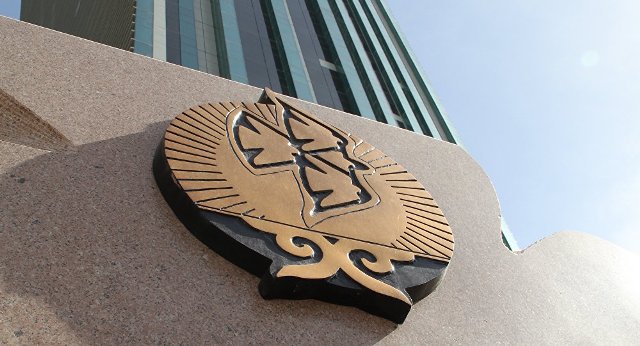 Топ-менеджмент «Самрук-Казына» сократили вдвое