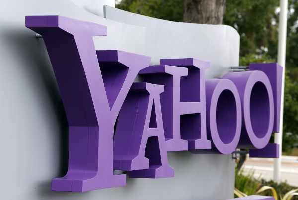 Корпорация Yahoo! сократит 15% сотрудников — WSJ