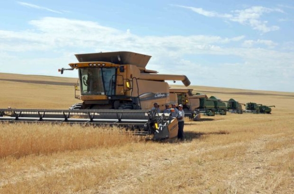 В Казахстане начата работа по приему заявок на приобретение сельхозтехники