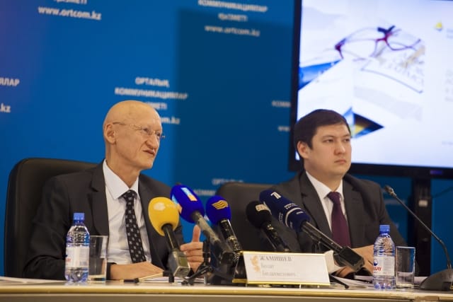 БРК перевел долларовые кредиты в тенге