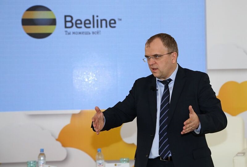 Александр Комаров: Мобильные услуги не должны так снижаться в цене