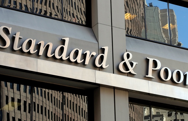 Что ждет компании после снижения рейтингов S&P