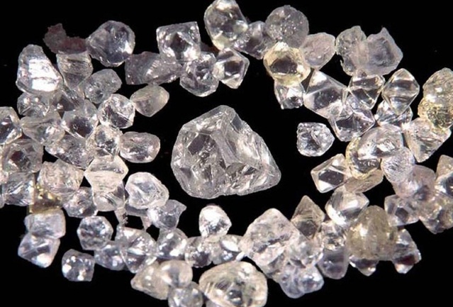 Не только нефть страдает от переизбытка