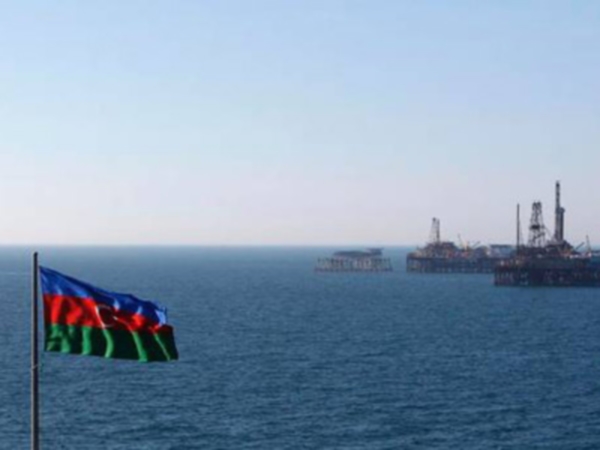 Азербайджан согласен заморозить добычу нефти
