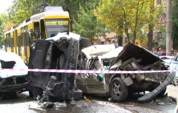 Алматинский суд вынес приговор по делу о массовом ДТП с участием трамвая