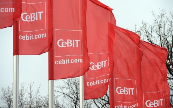 CeBIT 2016: ЦОДы, роботы и «умные» виноградники
