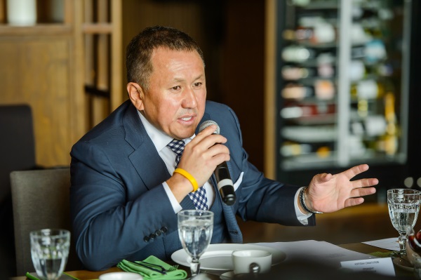 Нурлан Смагулов обещает вернуть исторический облик гостинице «Алматы»