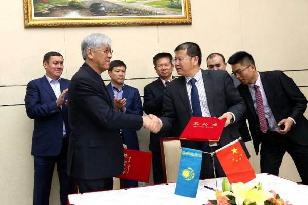 Компании КНР и Алматинская область подписали меморандумы на $2 млрд