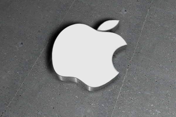 Впервые за 13 лет Apple отчиталась о падении квартальных показателей