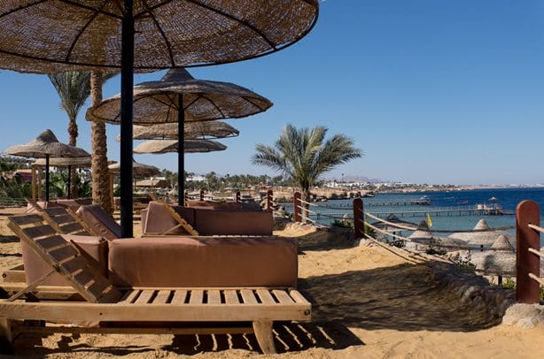 Турция столкнулась с сильнейшим оттоком туристов за 17 лет