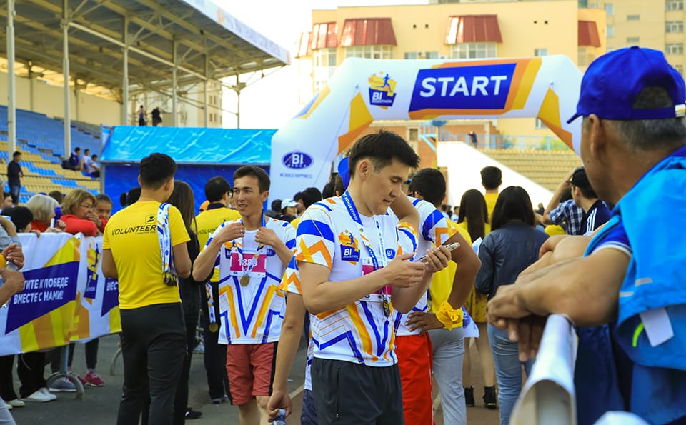 В Астане дарили… бриллианты!