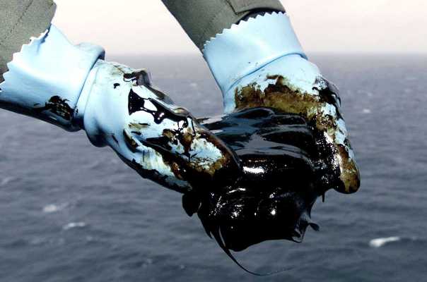 Brexit снова давит на нефть