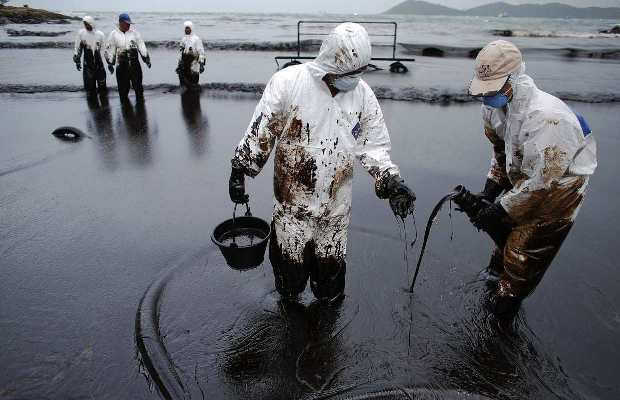 Нефть продолжает падение