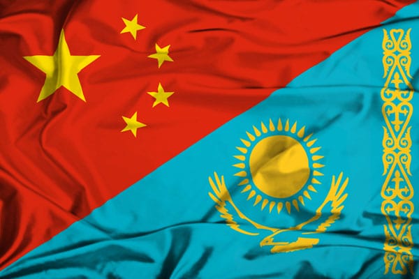 Астана предлагает снять торговые барьеры в отношениях с Китаем