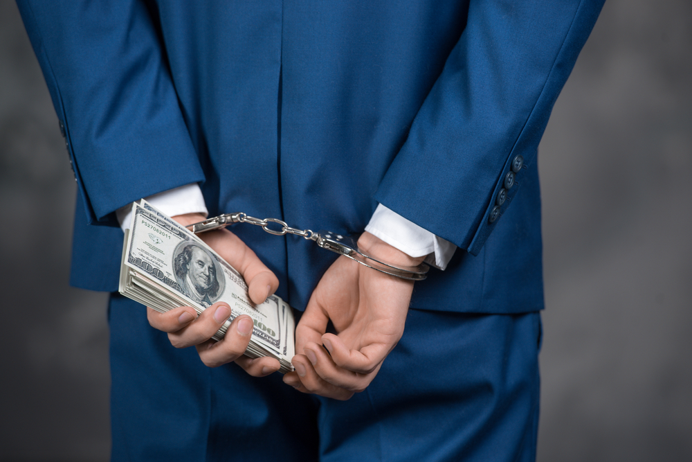 Дело о хищениях в АО «Bank RBK» и АО «Казкоммерцбанк»: задержан адвокат за взятку в $315 тысяч