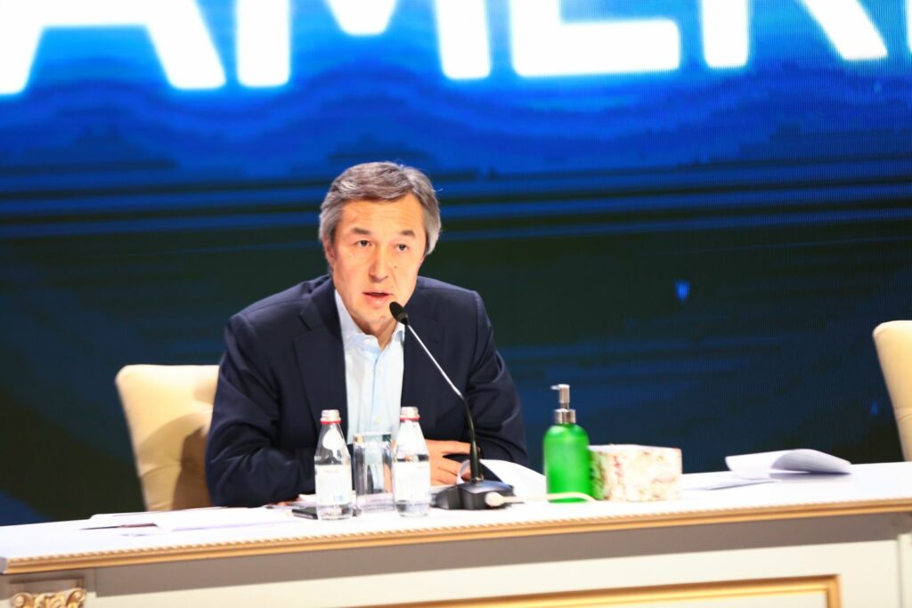 Райымбек Баталов «Атамекен» ҰКП Төралқа төрағасы болып сайланды