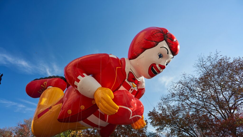 Бизнес McDonald’s в России может достаться родственнику Назарбаева