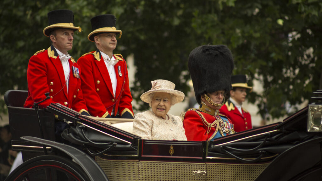От Черчилля до Трасс: чем известна Елизавета II