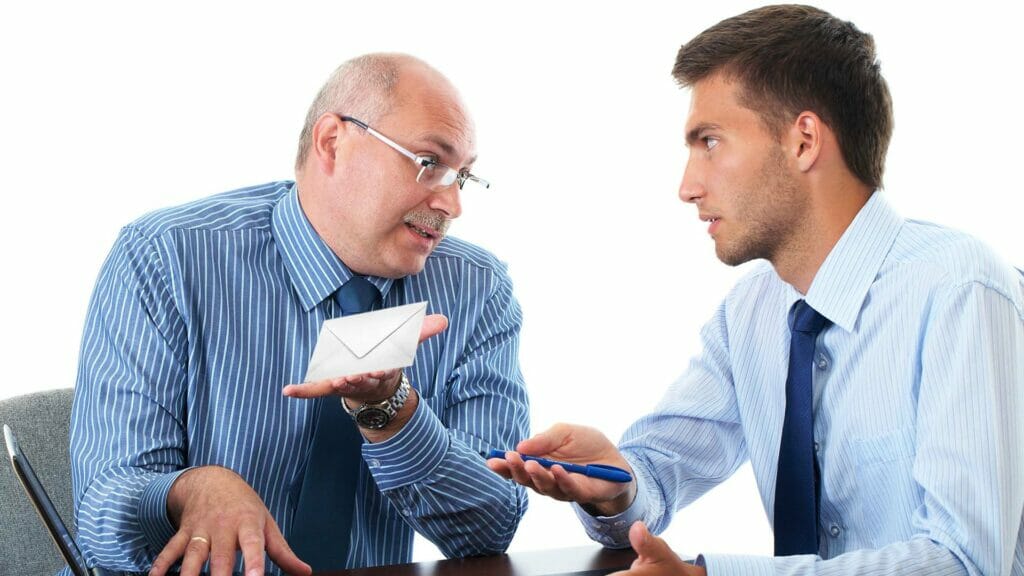 Кәсіпкерден 390 мың доллар сұраған: Антикор алаяқтардан сақ болуды ескертеді