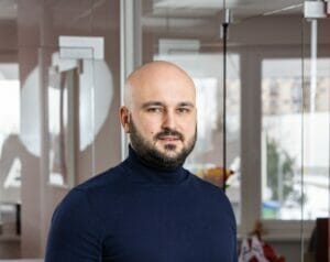 Антон Савченко