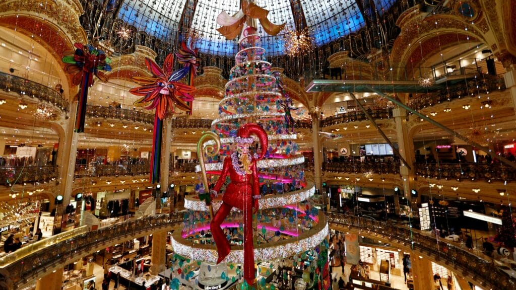 A giant decorated Christmas tree stands at the Galeries Lafayette department store for the Christmas festive season in Paris, France, November 15, 2023. REUTERS/Gonzalo Fuentes