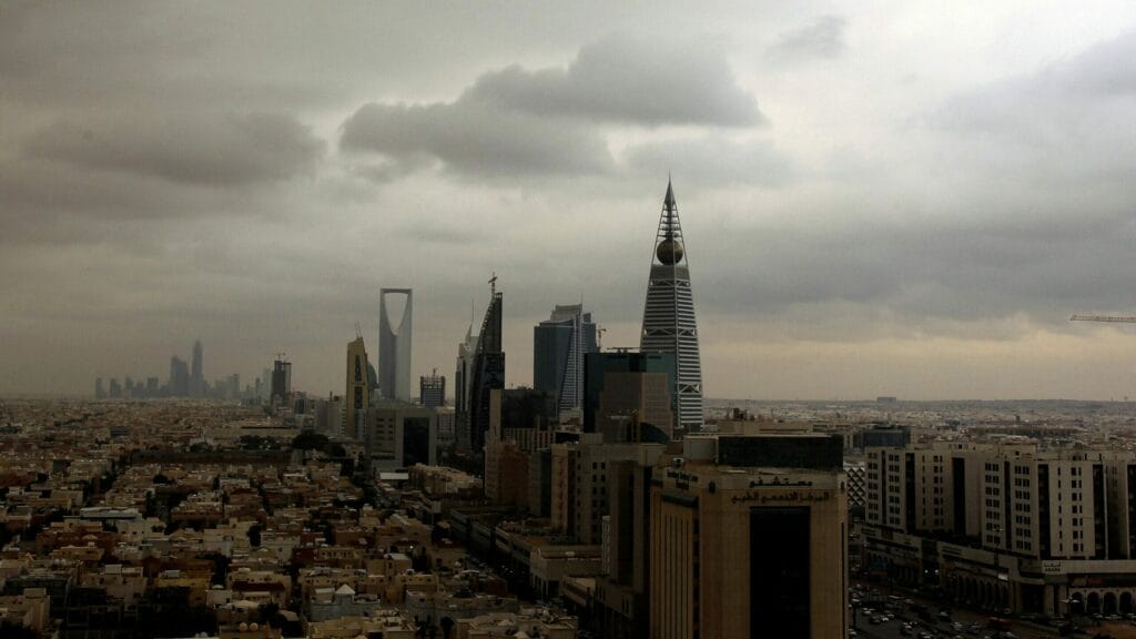 FILE PHOTO: Clouds move over the Riyadh skyline November 17, 2013. Picture taken November 17, 2013. REUTERS/Faisal Al Nasser/File Photo