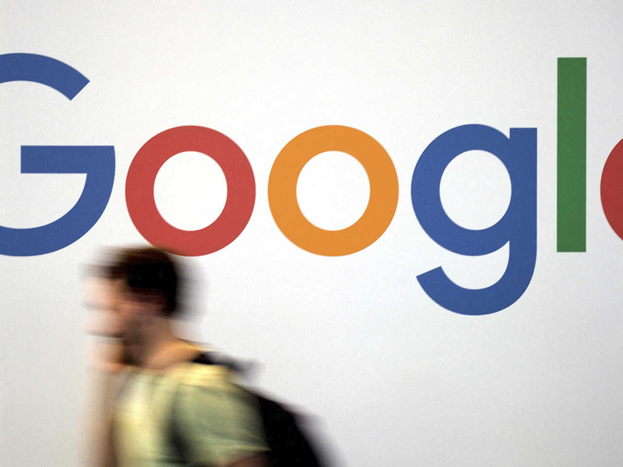 Зачем Google уволил сотни сотрудников