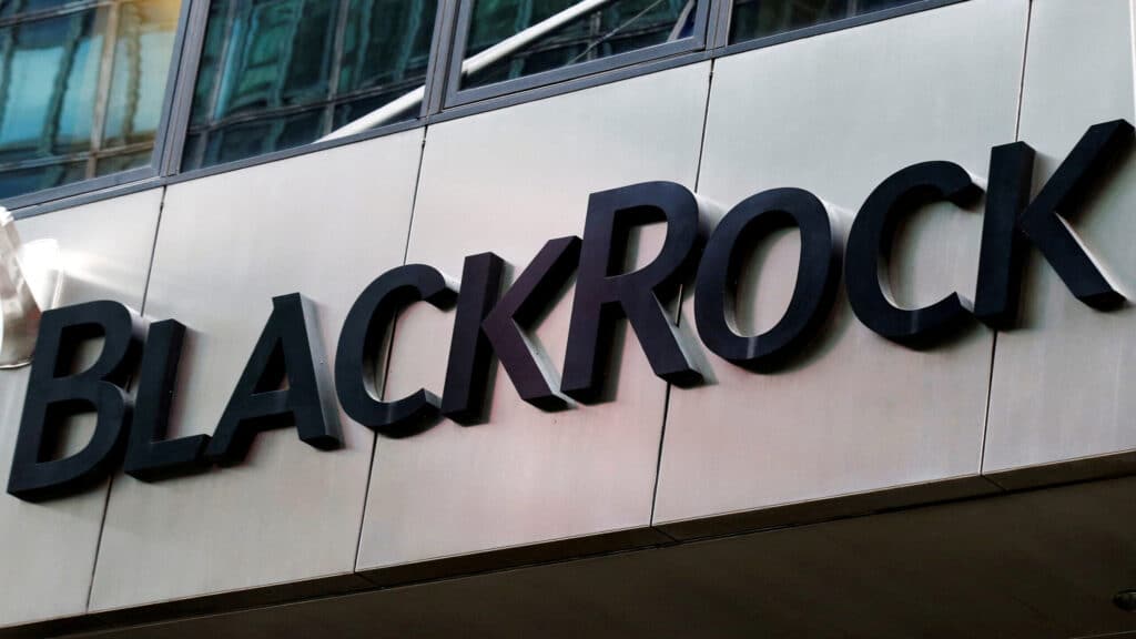 FILE PHOTO: The BlackRock logo is seen outside of its offices in New York City, U.S., October 17, 2016.  REUTERS/Brendan McDermid/File Photo/File Photo