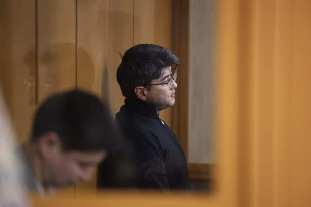 Экс-министр Бишімбаев адам өлтіргенін мойындамады, інісі қылмыстың жасалған- жасалмағанын білмейтінін жеткізді