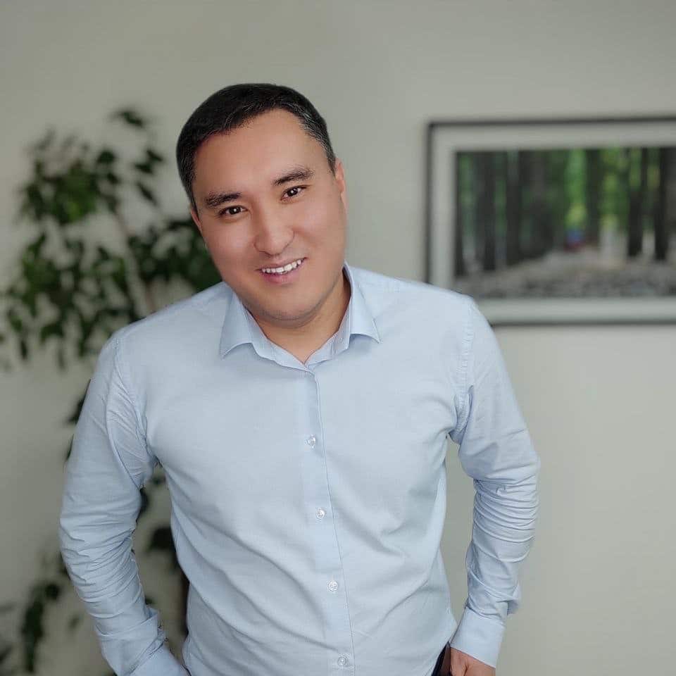 Айбар Олжаев: Қазақтілді пиардың дәуірі енді ғана басталды