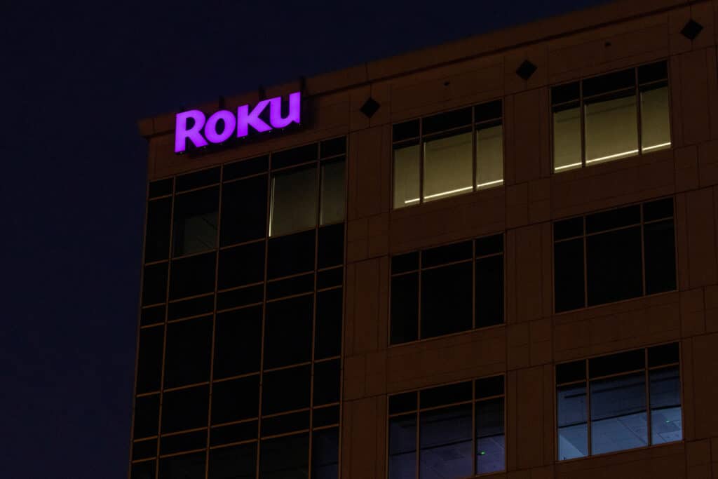 FILE PHOTO: The Roku company logo is displayed on a building in Austin, Texas, U.S., October 25, 2021. REUTERS/Mike Blake/File Photo