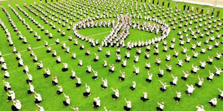 Қырғызстанда жүк көлігі оқушыларды қаққаннан кейін 21 шенеунік тәртіптік жауапкершілікке тартылды  